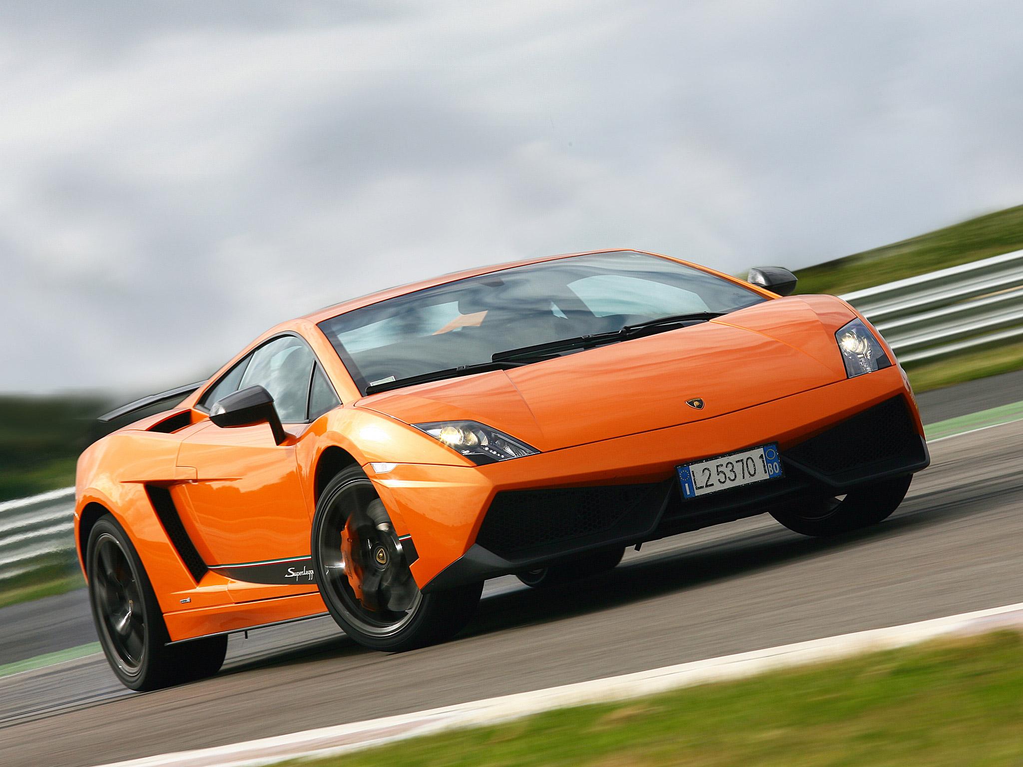 Lamborghini Gallardo (Research Hub) - LamboCARS