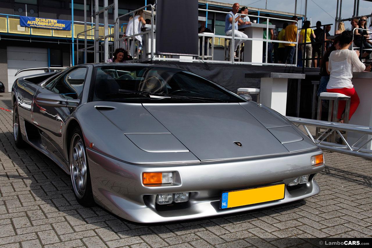 High-Resolution Lamborghini Viva Italia 2014 Photos