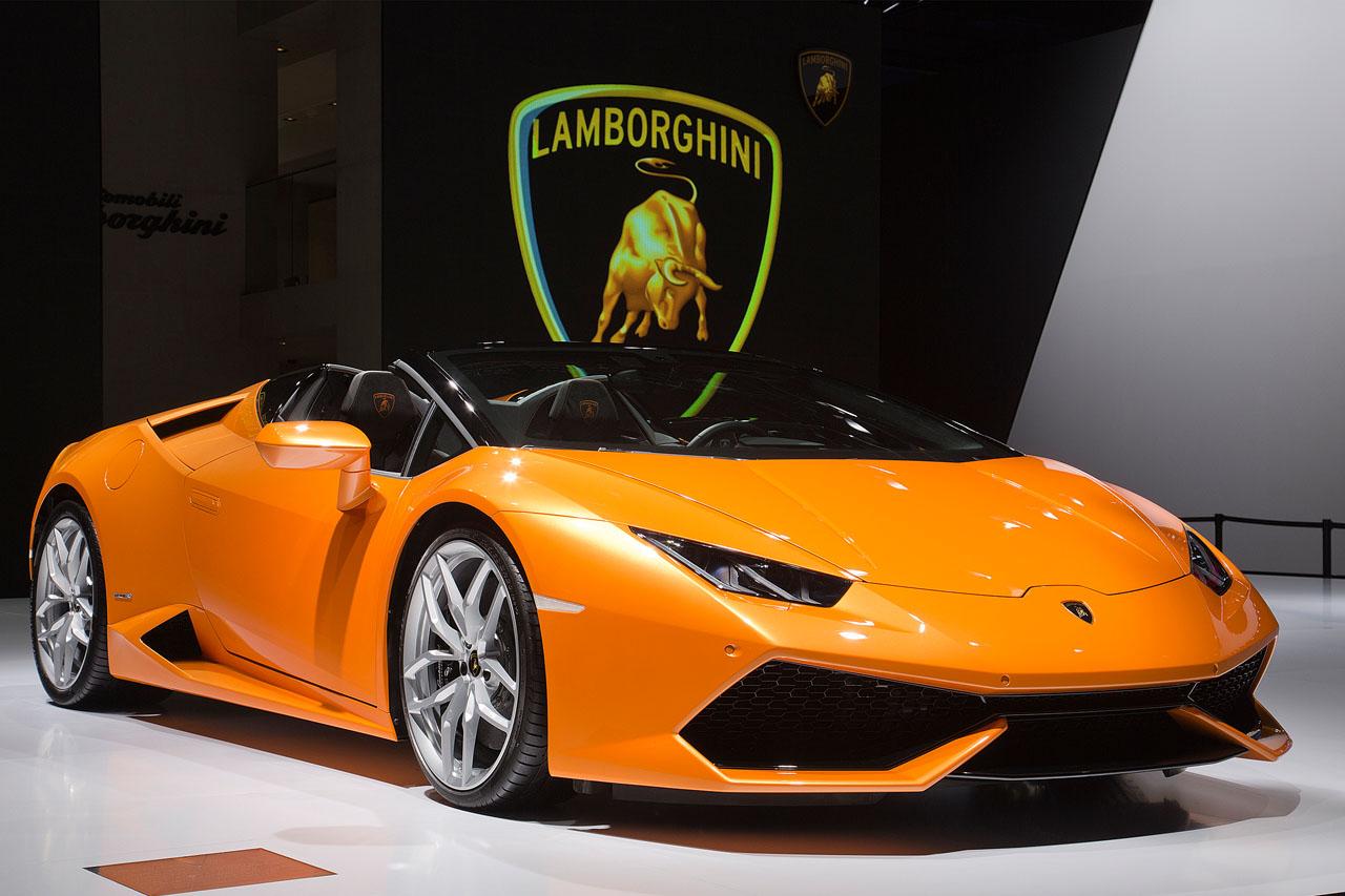 Lamborghini Aventador Guide & History 