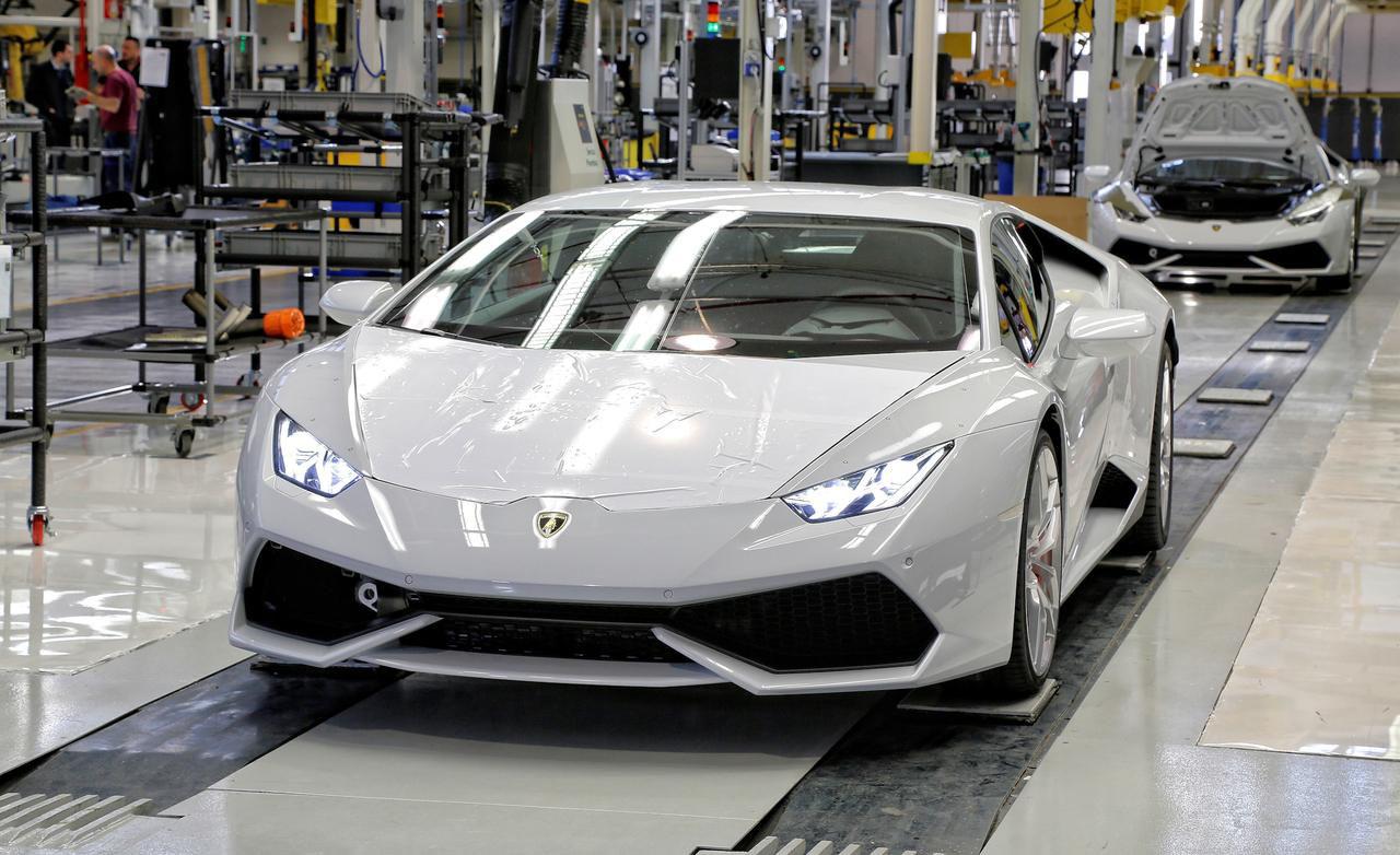 Lamborghini HURACAN Guide & History 