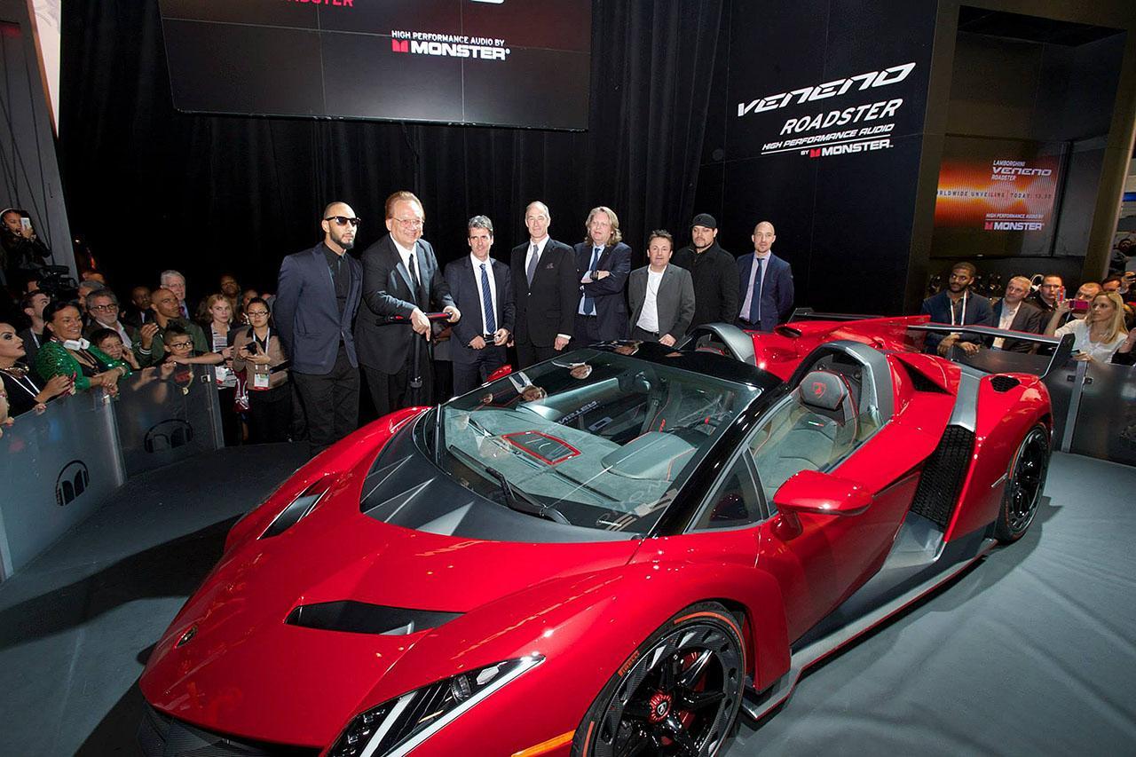 LAMBORGHINI VENENO ROADSTER RECEIVED AUDIO BY MONSTER 