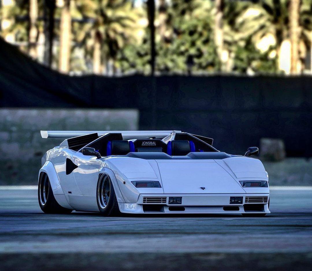 What if we had a Squadra Corse SC88 back in 1988 - LamboCARS