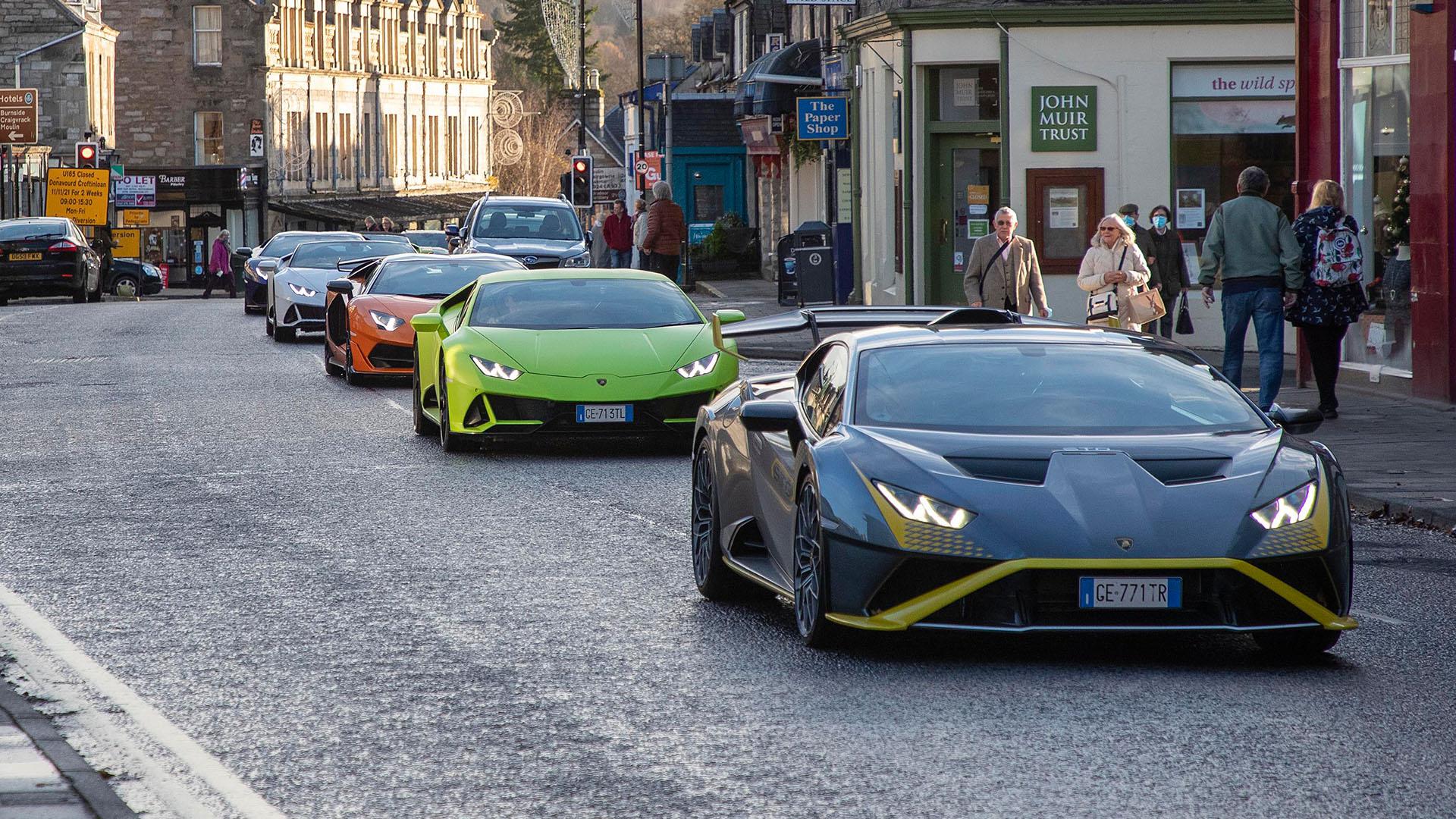 Lamborghini discovers perfect driving routes in Scotland - LamboCARS